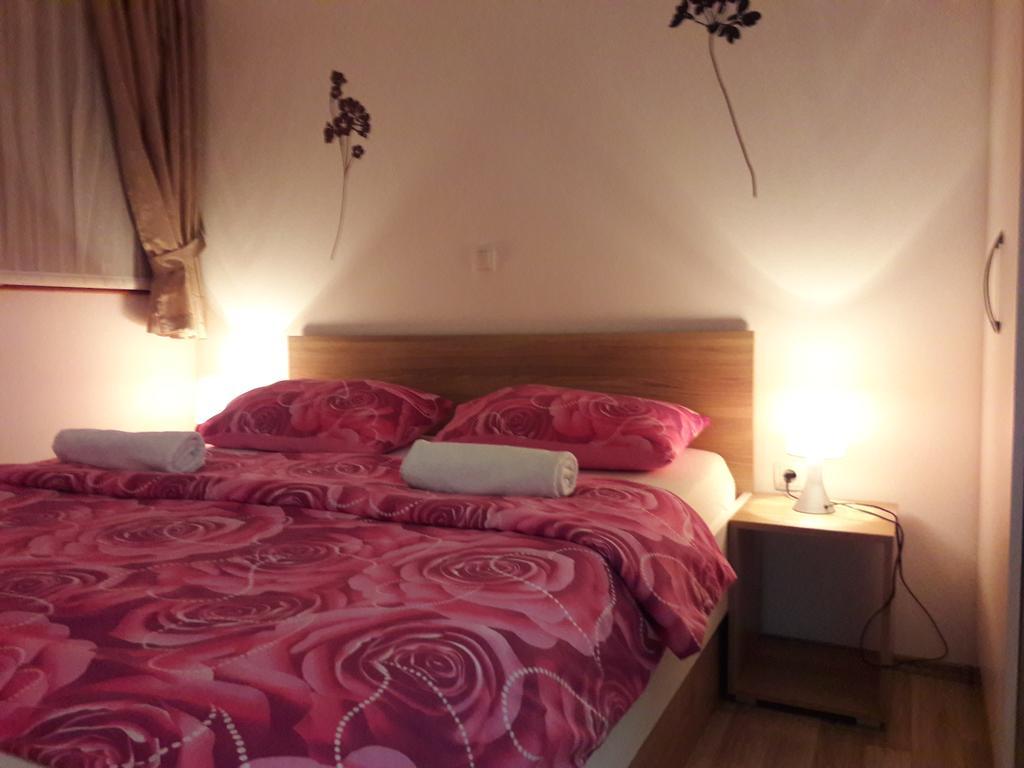 House Josipa Hotel Rakovica Exterior photo